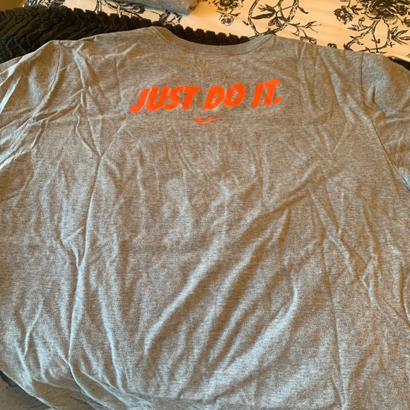 Illinois Fighting Illini T Shirt (Player Worn) - 3XL - Grey - Picture 3 of 3